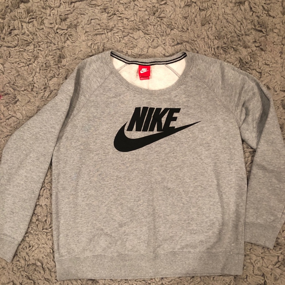 Nike pullover sweater